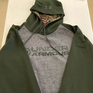 UA Cloldgear hoodie 2xl